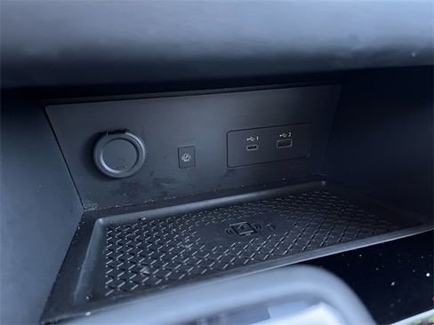 Used 2025 Nissan Pathfinder SL image 20