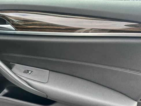 Used 2018 BMW 530e image 18