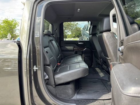 Used 2022 GMC Sierra 2500 SLT AWD/4WD image 31