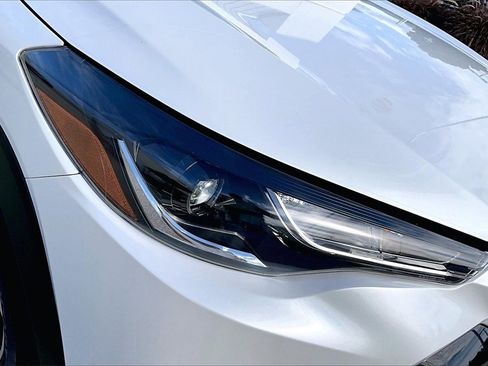 Certified 2025 Toyota Corolla Cross AWD Hybrid image 32