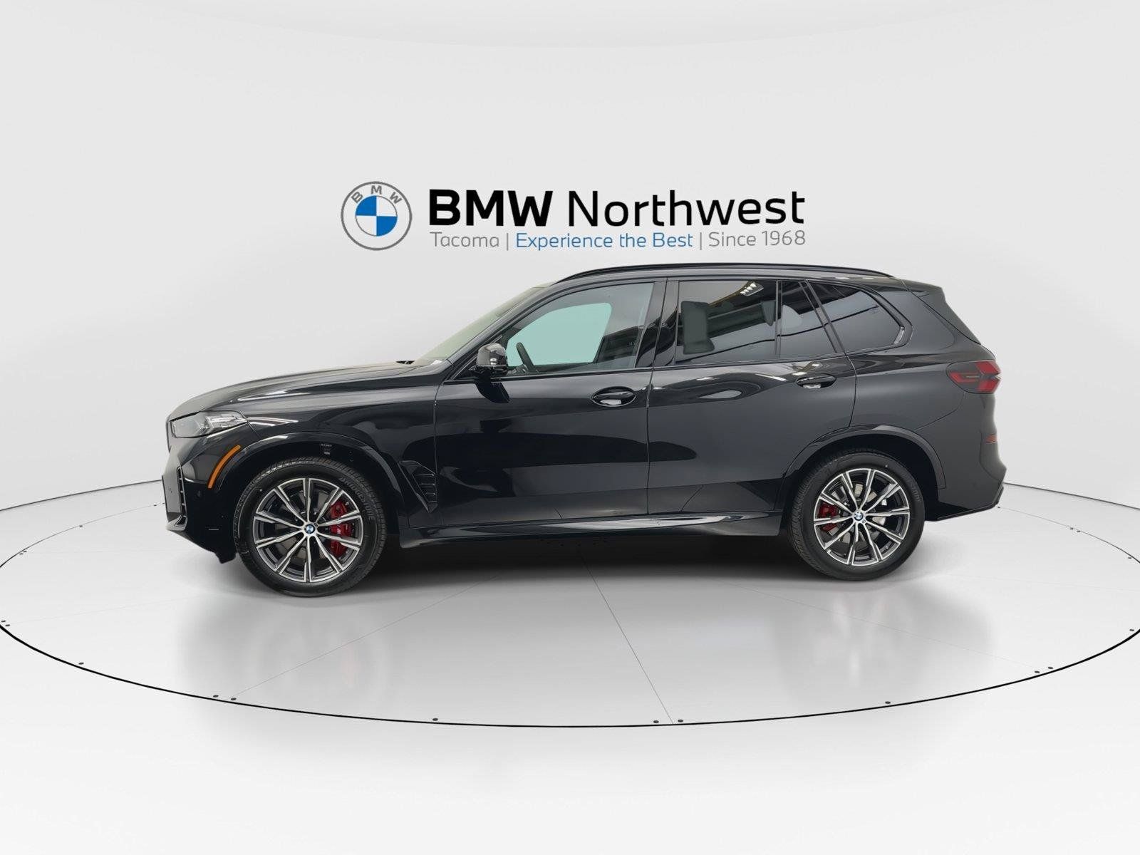 New 2026 BMW X5 xDrive40i w/ M Sport Package AWD/4WD image 10
