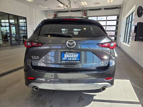 New 2025 MAZDA CX-5 Signature image 11