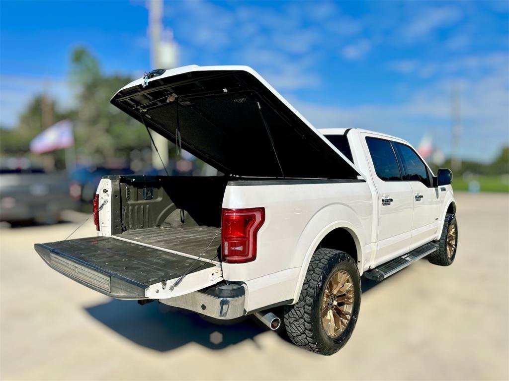 Used 2017 Ford F150 Lariat AWD/4WD image 12