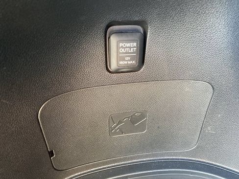 Used 2018 Honda Pilot Elite image 8