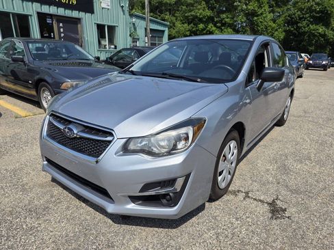 Used 2016 Subaru Impreza 2.0i AWD/4WD image 4
