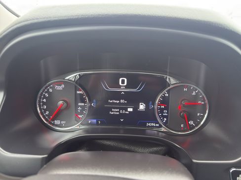 Used 2022 GMC Acadia AT4 w/ Technology Package AWD/4WD image 17