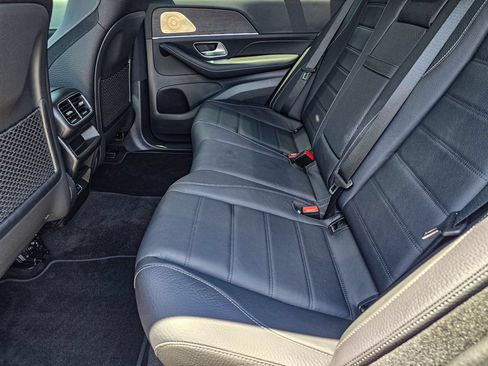Used 2026 Mercedes-Benz GLE 580 4MATIC image 32