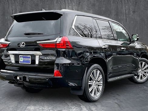 Used 2017 Lexus LX 570 4WD image 6