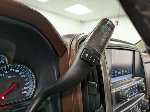 Used 2016 Chevrolet Silverado 2500 High Country w/ Duramax Plus Package image 17