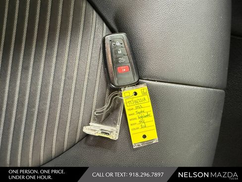 Used 2022 Toyota Highlander XSE FWD image 55