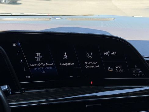 Used 2021 Cadillac Escalade Sport w/ Driver Assist Tech Package AWD/4WD image 3