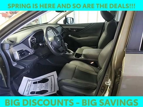 Used 2025 Subaru Outback Onyx Edition image 4