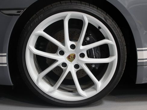 New 2024 Porsche 718 Boxster image 12