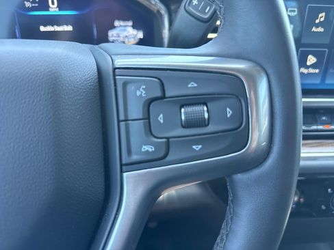 Used 2024 Chevrolet Silverado 1500 LT AWD/4WD image 17