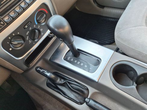 Used 2003 Jeep Liberty Limited AWD/4WD image 23