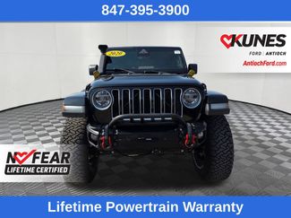 Used 2020 Jeep Gladiator Overland video 2