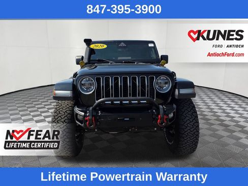 Used 2020 Jeep Gladiator Overland image 2