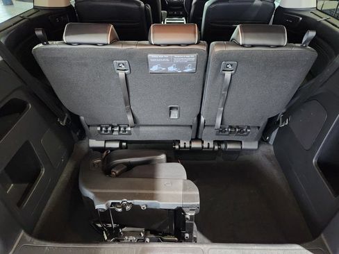 New 2026 Honda Odyssey Touring image 10