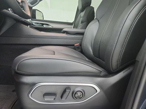 New 2025 Jeep Wagoneer Series III w/ Quick Order Package 25C Super image 20