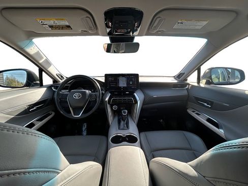 Used 2021 Toyota Venza XLE w/ Softex Package AWD/4WD image 12