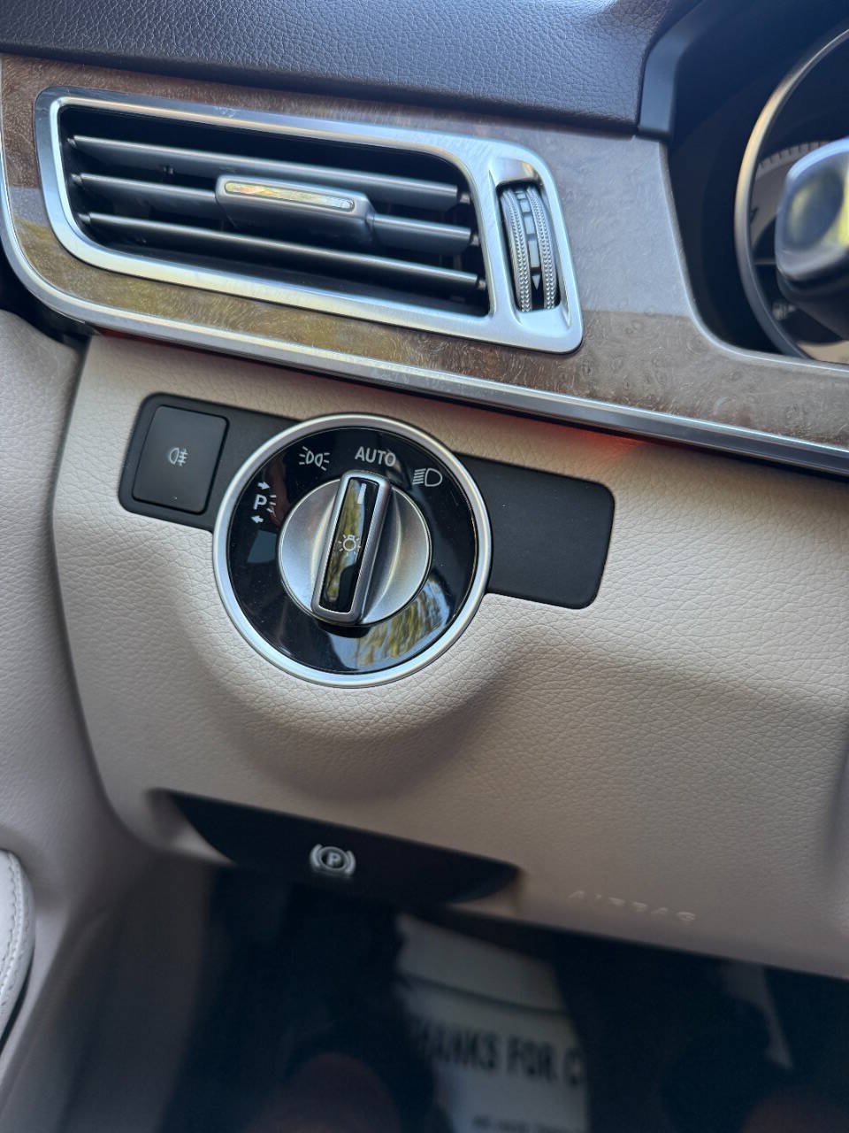 Used 2014 Mercedes-Benz E 350 4MATIC Wagon w/ Premium 1 Package image 29