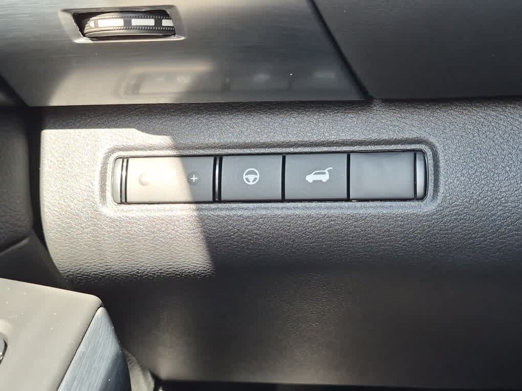 New 2026 Nissan Pathfinder Rock Creek AWD/4WD image 18