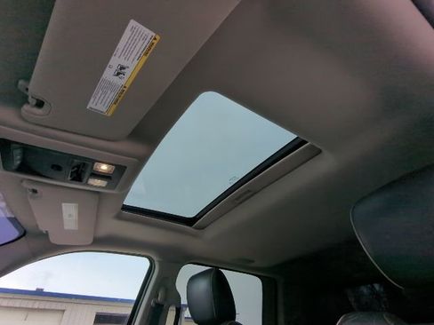 Used 2015 RAM 2500 Limited image 6