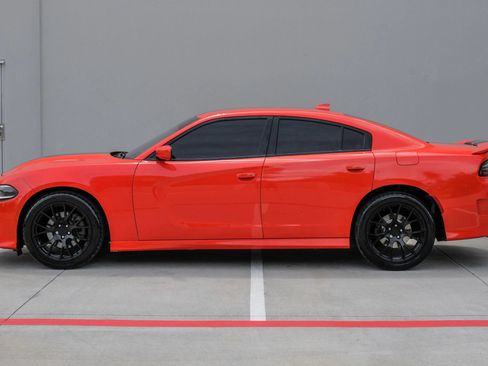 Used 2020 Dodge Charger GT w/ Plus Group RWD image 15