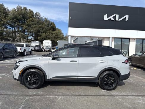 Used 2023 Kia Sportage X-Pro image 2