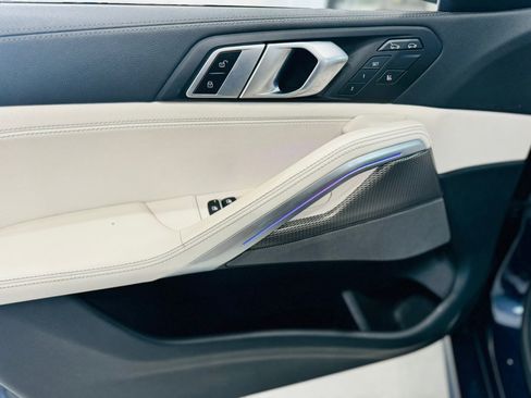 Used 2022 BMW X6 M50i w/ Executive Package image 12