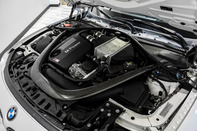 Used 2016 BMW M4 Coupe RWD image 38