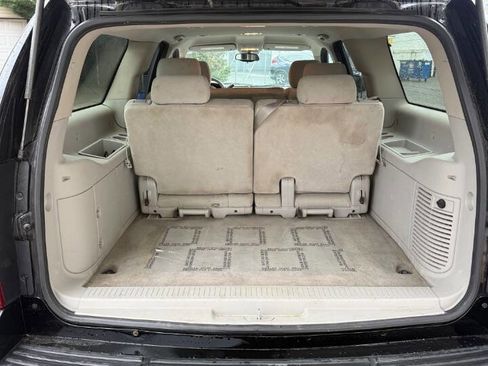 Used 2009 Chevrolet Suburban LT AWD/4WD image 13