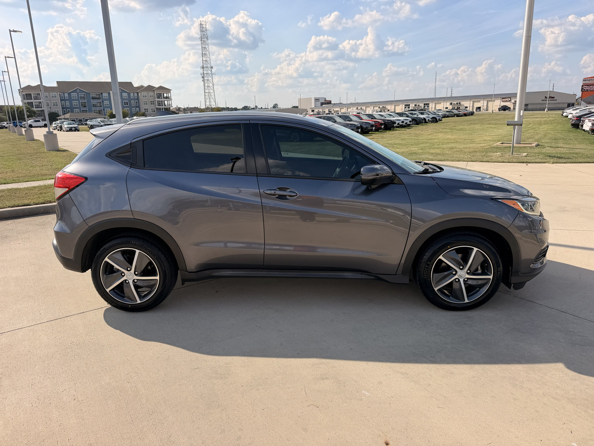Certified 2021 Honda HR-V EX-L image 9