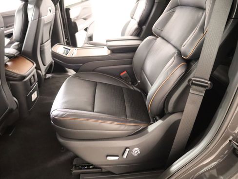 New 2026 Lincoln Navigator Black Label image 13