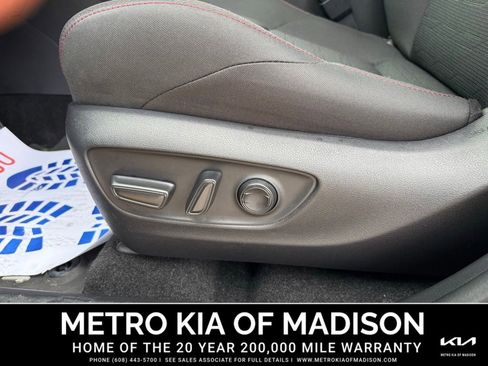 Used 2023 Toyota RAV4 SE w/ Weather & Moonroof Package AWD/4WD image 15
