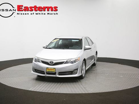 Used 2014 Toyota Camry SE FWD image 53