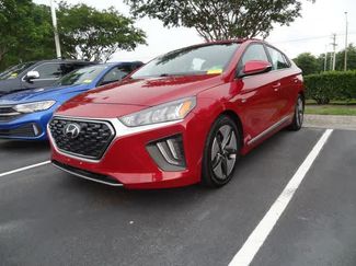 Used 2020 Hyundai Ioniq SEL FWD video 1