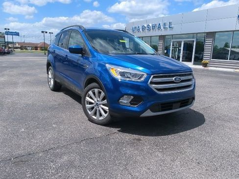 Used 2019 Ford Escape SEL AWD/4WD image 3