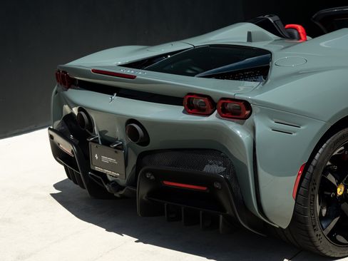 Certified 2025 Ferrari SF90 Spider AWD/4WD image 42