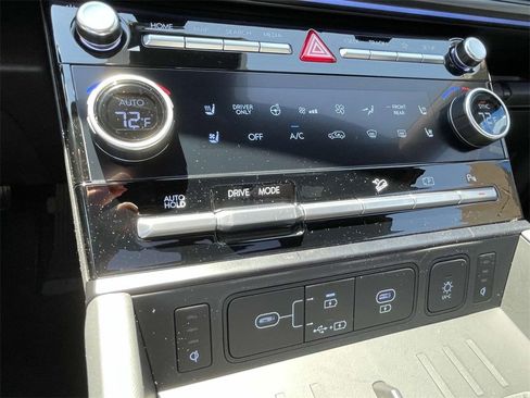 New 2025 Hyundai Santa Fe Calligraphy image 20