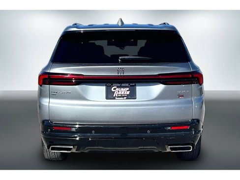 Used 2025 Buick Enclave Sport Touring image 5