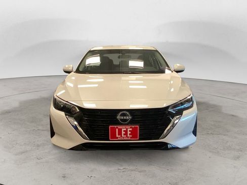 Used 2024 Nissan Sentra SV w/ All-Weather Package image 9