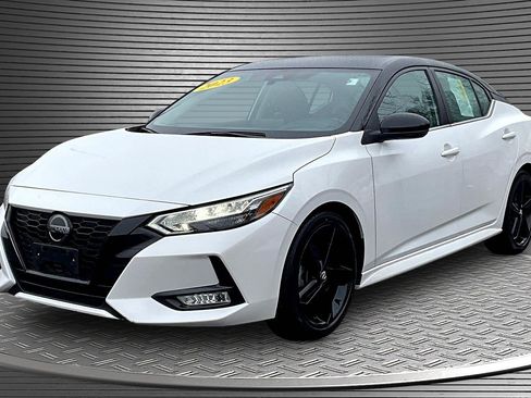 Used 2023 Nissan Sentra SR w/ Midnight Edition Package image 3