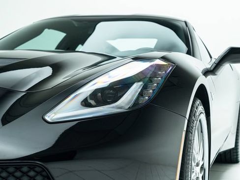 Used 2014 Chevrolet Corvette Stingray Coupe RWD image 11