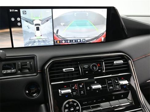 New 2025 Nissan Armada PRO-4X w/ Pro-4X Premium Package image 25