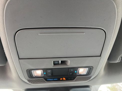 Certified 2022 Ford F150 XLT w/ Equipment Group 302A High image 21