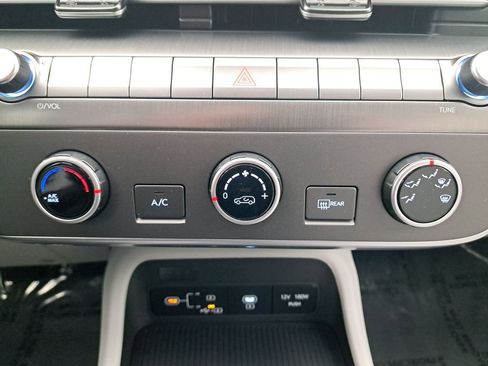 New 2026 Hyundai Kona SE AWD/4WD image 22