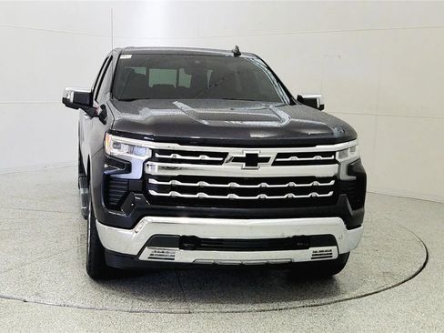 Used 2024 Chevrolet Silverado 1500 LTZ AWD/4WD image 2
