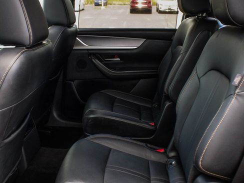 Used 2024 MAZDA CX-90 3.3 Turbo w/ Preferred Package AWD/4WD image 34