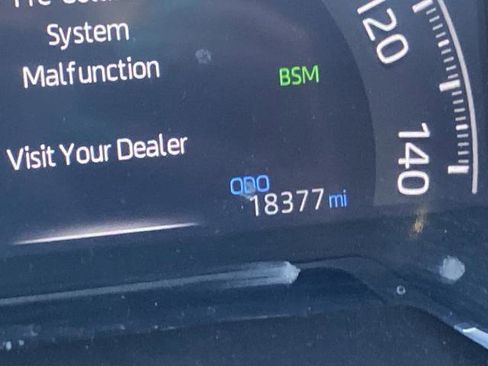 Used 2023 Toyota RAV4 XLE w/ Convenience Package AWD/4WD image 10